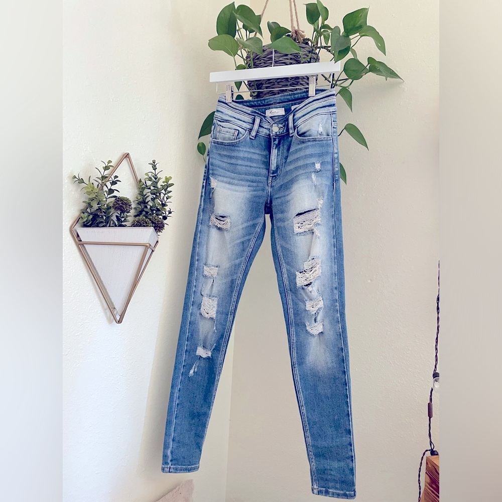 Kancan Signature Mid High Rise Ankle Skinny Size 25